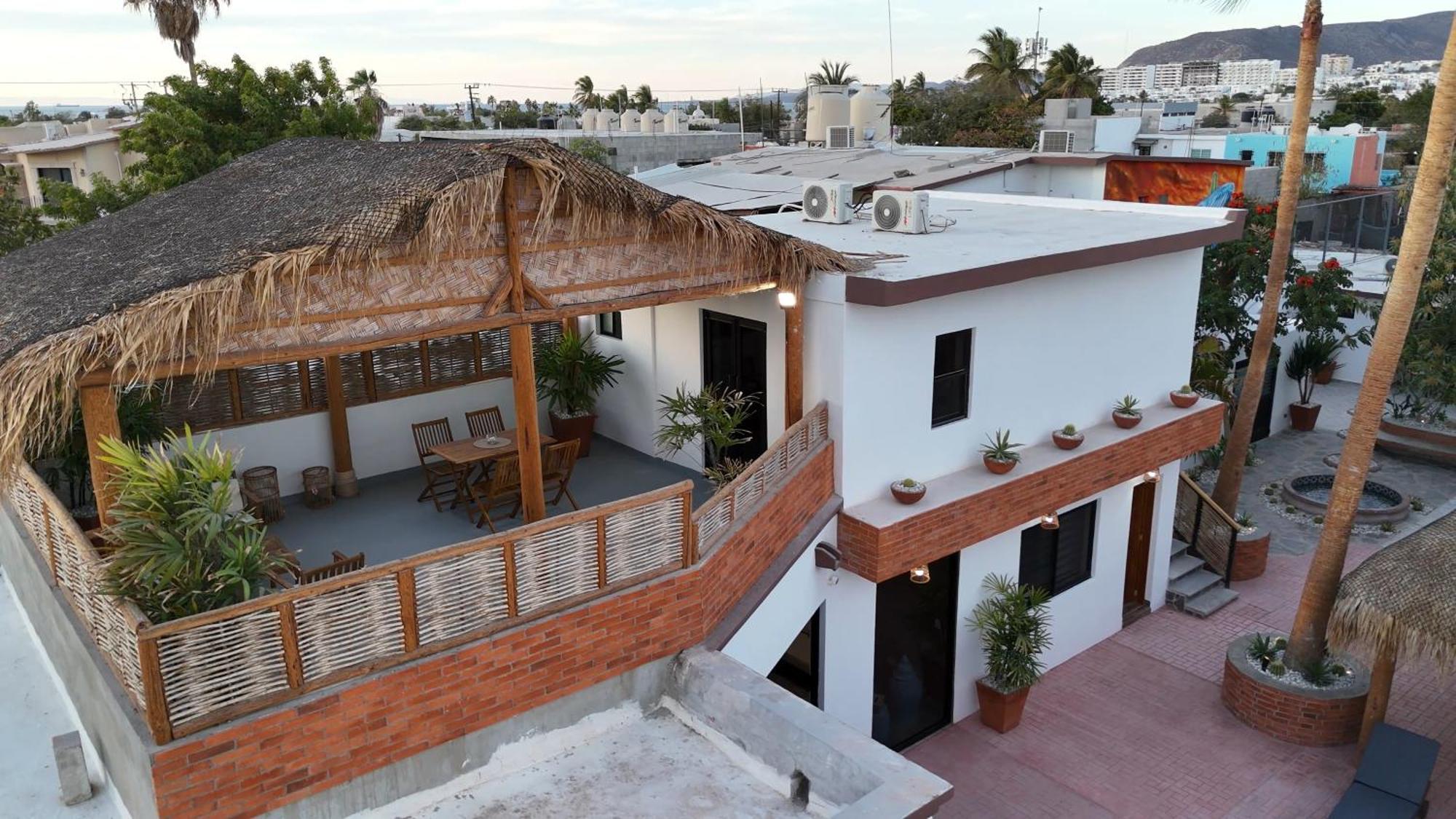 لاباز Marjor Suites المظهر الخارجي الصورة