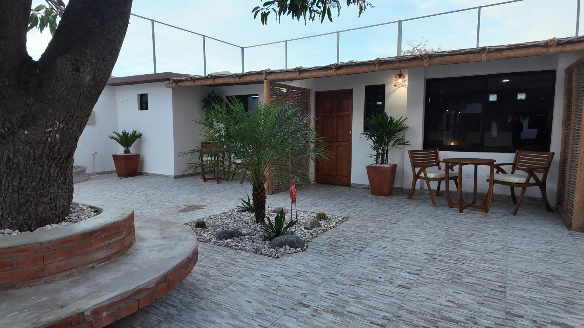 لاباز Marjor Suites المظهر الخارجي الصورة