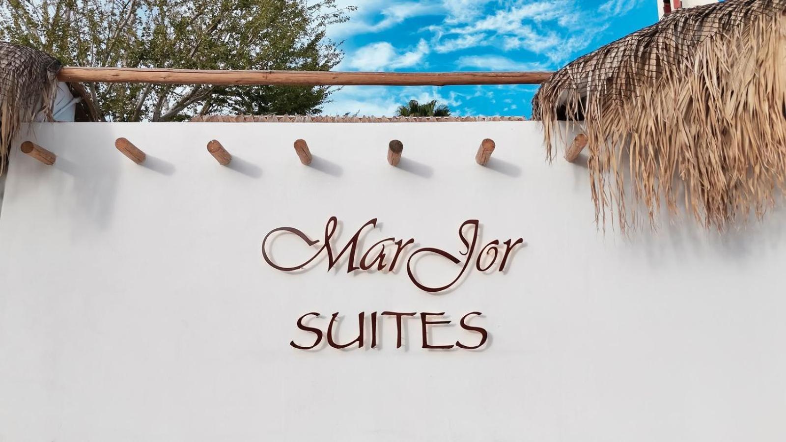 لاباز Marjor Suites المظهر الخارجي الصورة